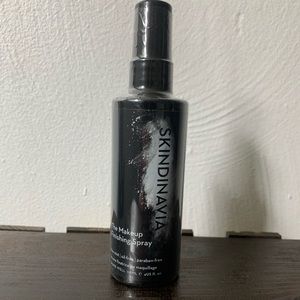 Makeup setting spray